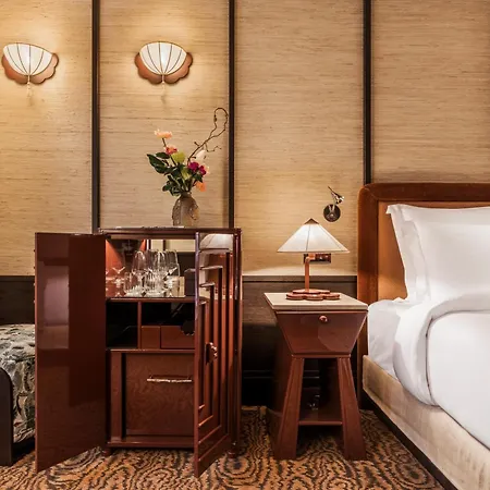 Hana 5* باريس