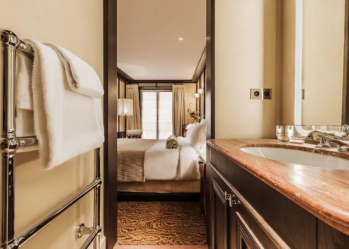 Hotel Hana Paris